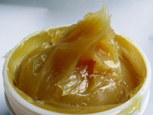 خرید گریس در اصفهان